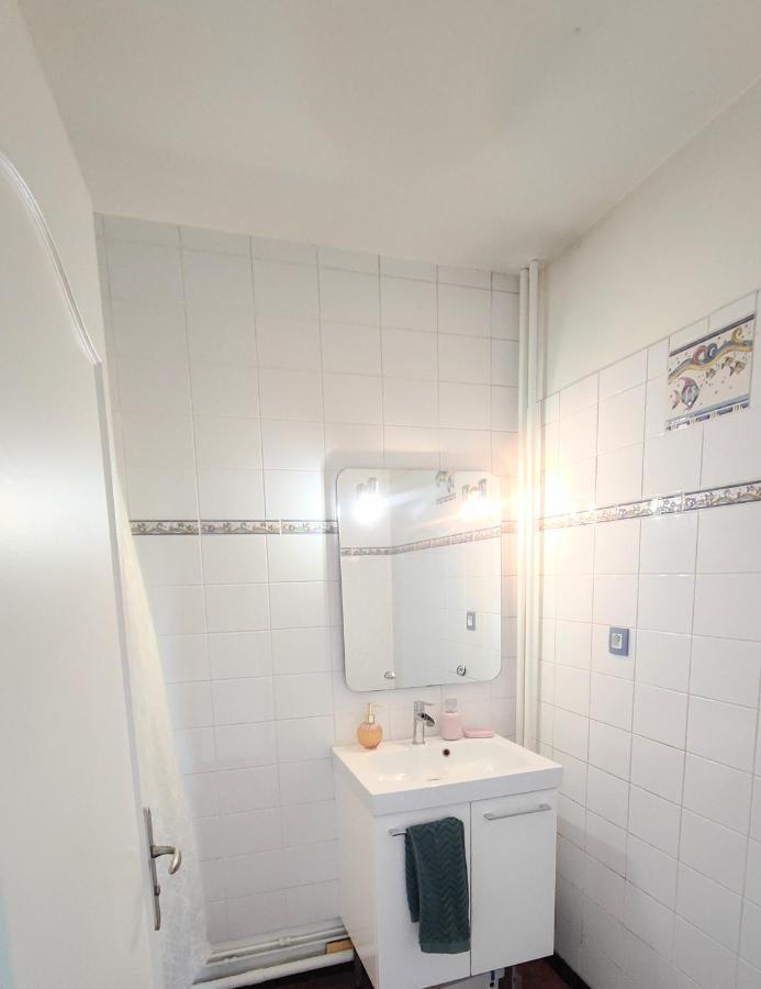 Bel Appartement Entre Disney Land Et Paris Chelles  Exterior photo